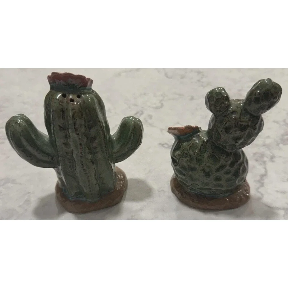 1989 Fitz Floyd Japan Blooming Cactus Figural Salt & Pepper Shakers Southwestern